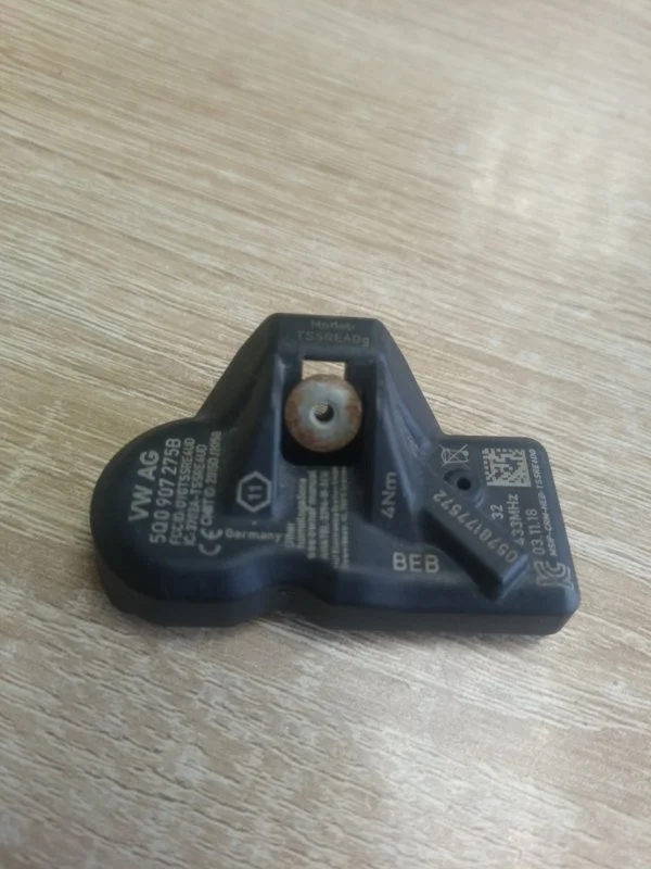 Датчик давления в шинах Volkswagen Tiguan 2 2018 5Q0907275B CZD