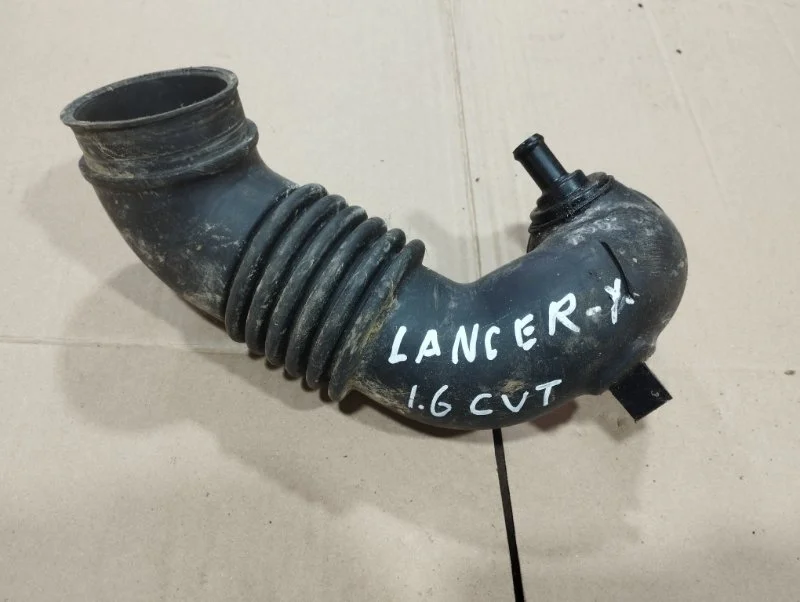 Гофра воздушного фильтра Mitsubishi Lancer X 2013 1505A636 СЕДАН 4A92