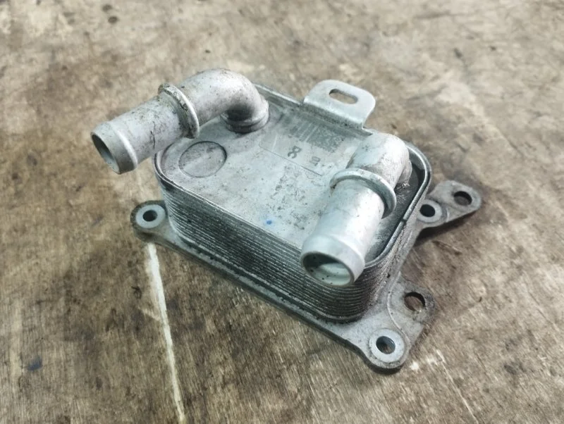 Радиатор масляный Renault Duster 2 213055917R УНИВЕРСАЛ H5HA460