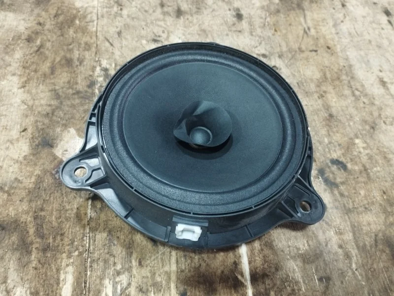 Динамик Renault Duster 2 281563SG0A УНИВЕРСАЛ H5HA460