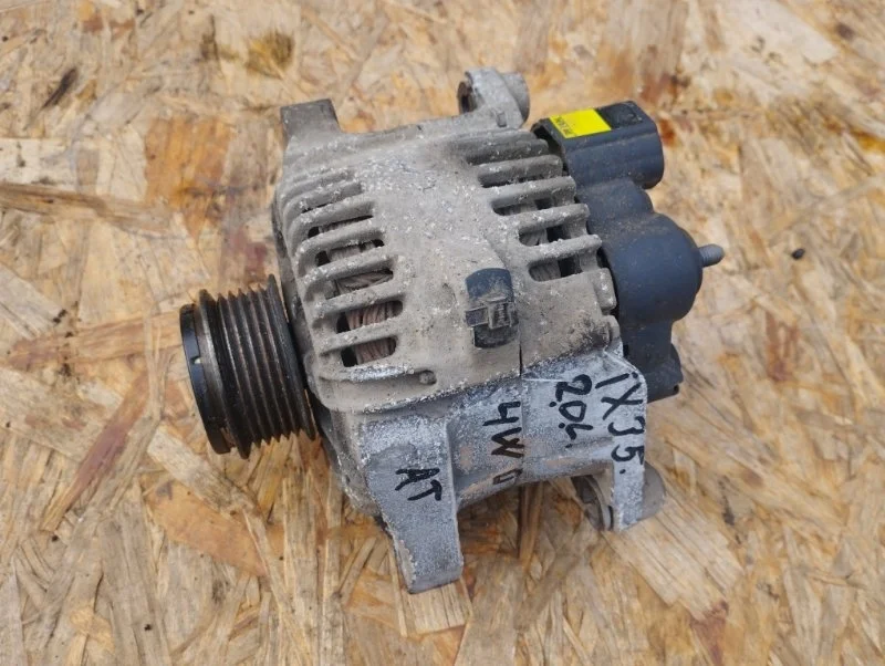 Генератор Hyundai IX35 2012 3730025600 G4KD