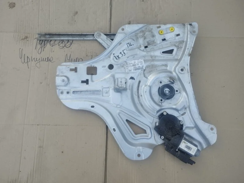 Стеклоподъемник передний левый Hyundai IX35 2012 813102Y000 G4KD
