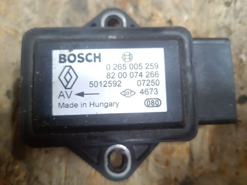 Блок электронный Renault Megane 2 2007 8200125077 УНИВЕРСАЛ K9K77E4