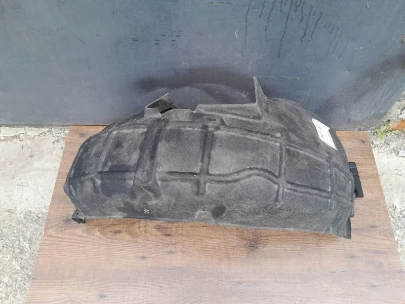 Подкрылок Skoda Octavia 2004-2013 1Z0809957C A5, передний левый