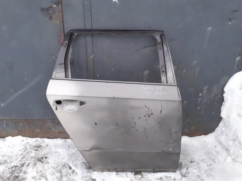 Дверь Volkswagen Passat 2011 3AF833056 B7, задняя правая