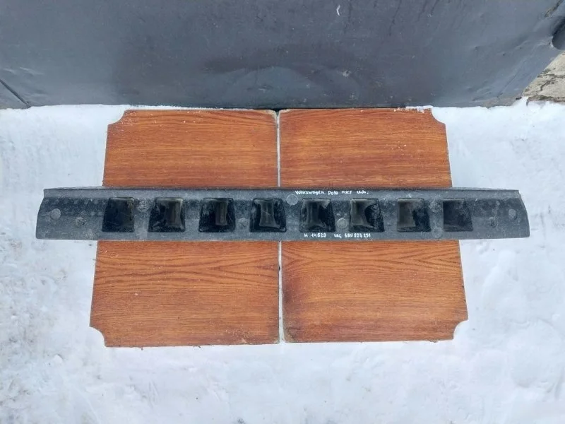 Абсорбер бампера Volkswagen Polo 2011 6RU807251 MK5, задний