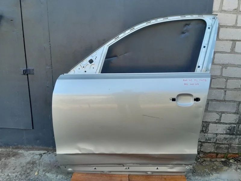 Дверь Audi Q5 2009 8R0831051E 8RB, передняя левая