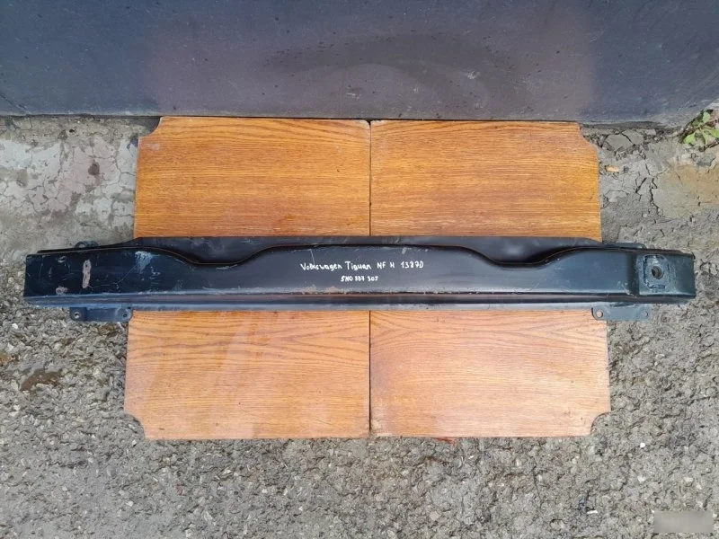 Усилитель бампера Volkswagen Tiguan 2012 5N0807305 NF, задний