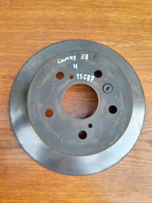Диск тормозной Toyota Camry 2016 4243133130 ASV50, задний