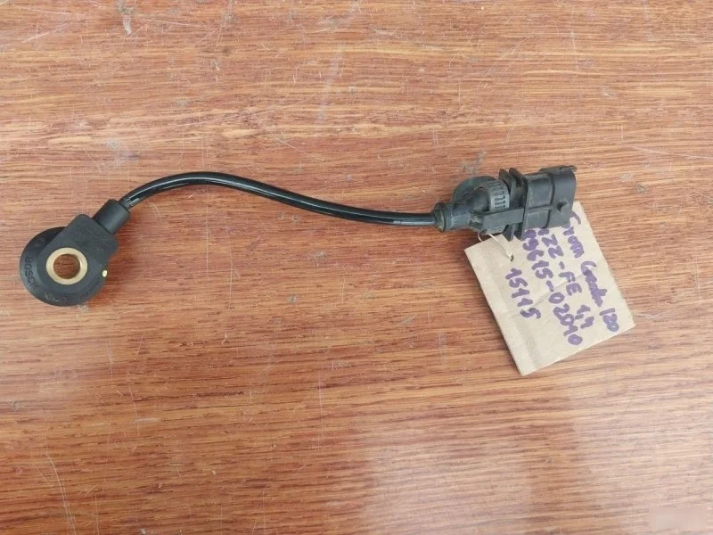 Датчик детонации Toyota Corolla 2004 8961502010 ZZE120 4ZZ-FE