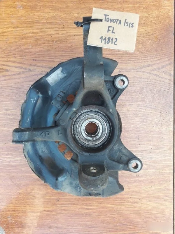 Поворотный кулак Toyota Isis 2008 4321244040 ANM10W, левый