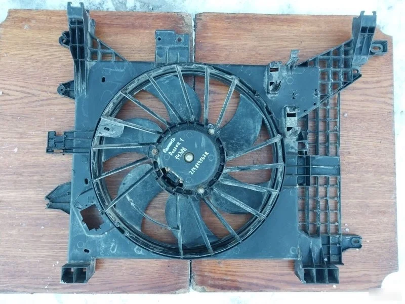 Диффузор Renault Duster 2017 214814567R HSM F4R