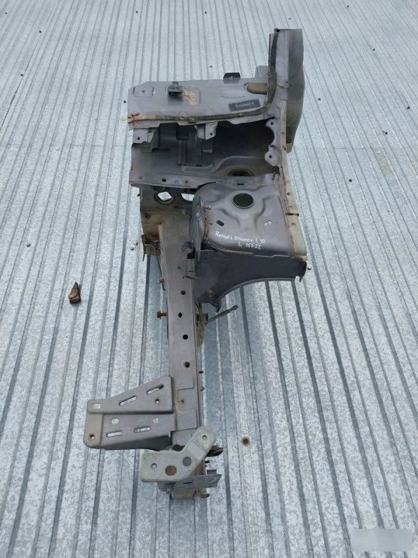 Лонжерон Renault Fluence 2010 641014716R L30R, передний левый