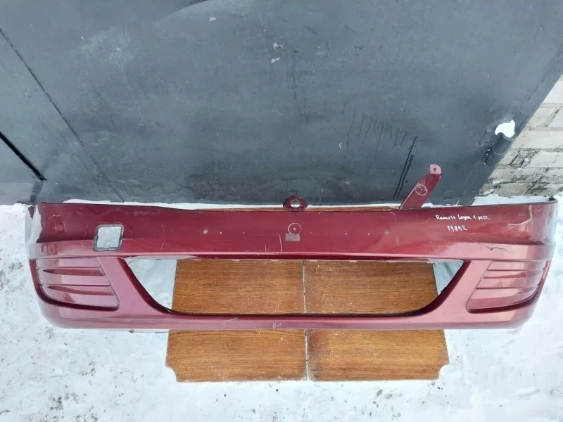 Бампер Renault Logan 1 2009 8200916703 LS0H, передний