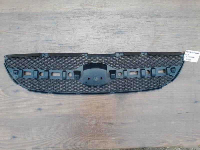 Решетка радиатора Hyundai Getz 2005-2011 863651C310 TB