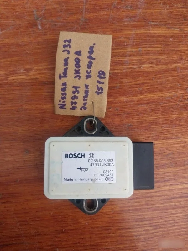 Датчик ускорения Nissan Teana 2009 47931JK00A J32 QR25DE