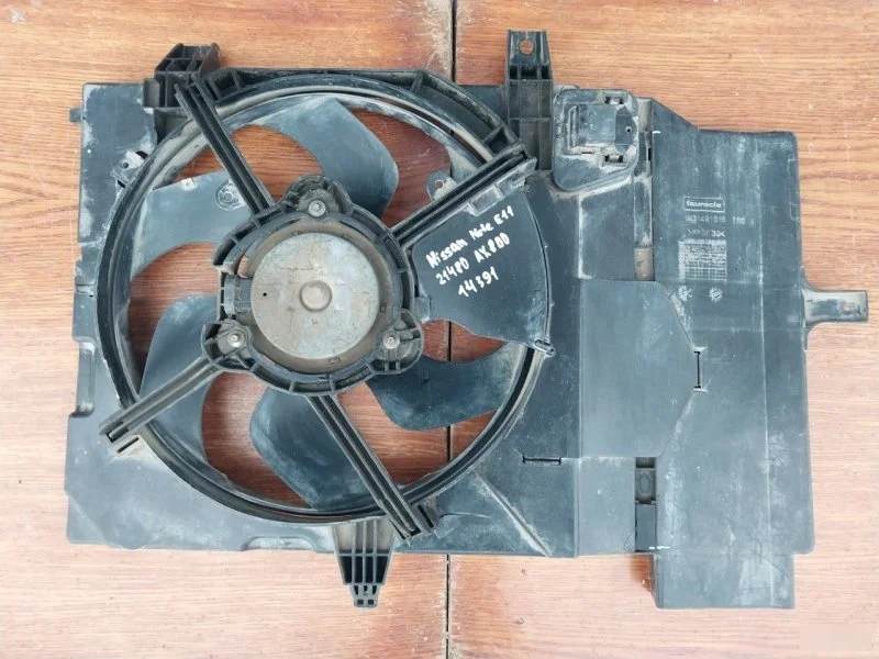 Диффузор вентилятора Nissan Note 2009 21480AX800 E11 CR14DE