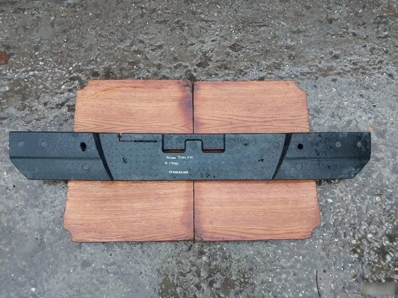 Абсорбер бампера Nissan Tiida 2007 85090EM30B C11, задний