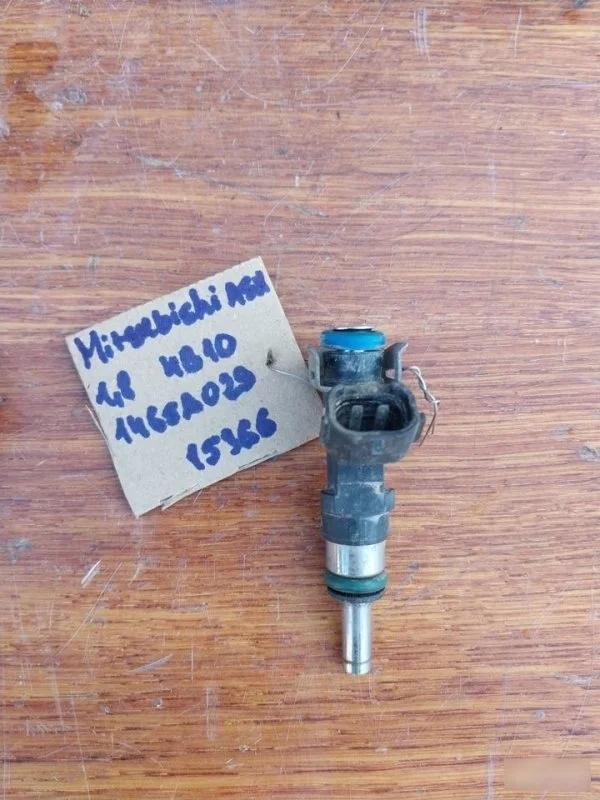 Форсунка топливная Mitsubishi ASX 2013 1465A029 GA3W 4B10