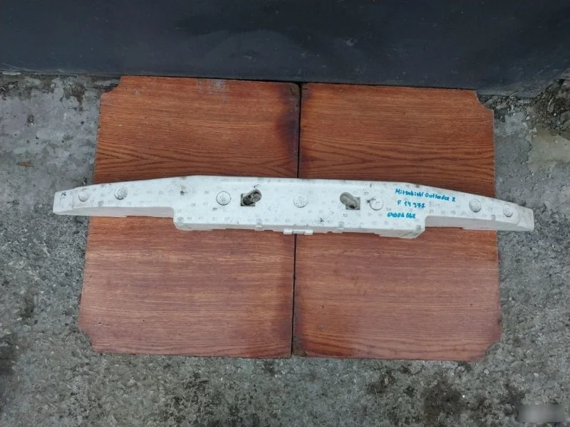 Абсорбер бампера Mitsubishi Outlander 2 2006 6400A667 CW5W, передний