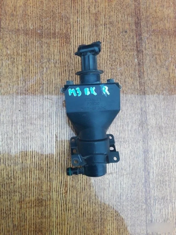 Форсунка омывателя Mazda Mazda3 2009 BP4K51826B BK Z6, правая