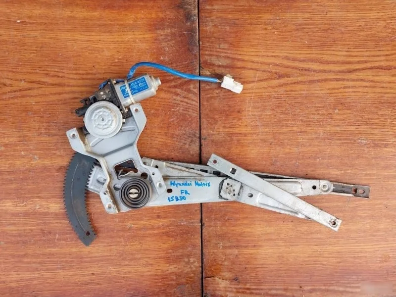 Стеклоподъемник Hyundai Matrix 2008 9882017100 FC, передний правый