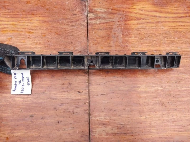 Кронштейн бампера Hyundai ix35 2011 866132Y000 LM, задний левый