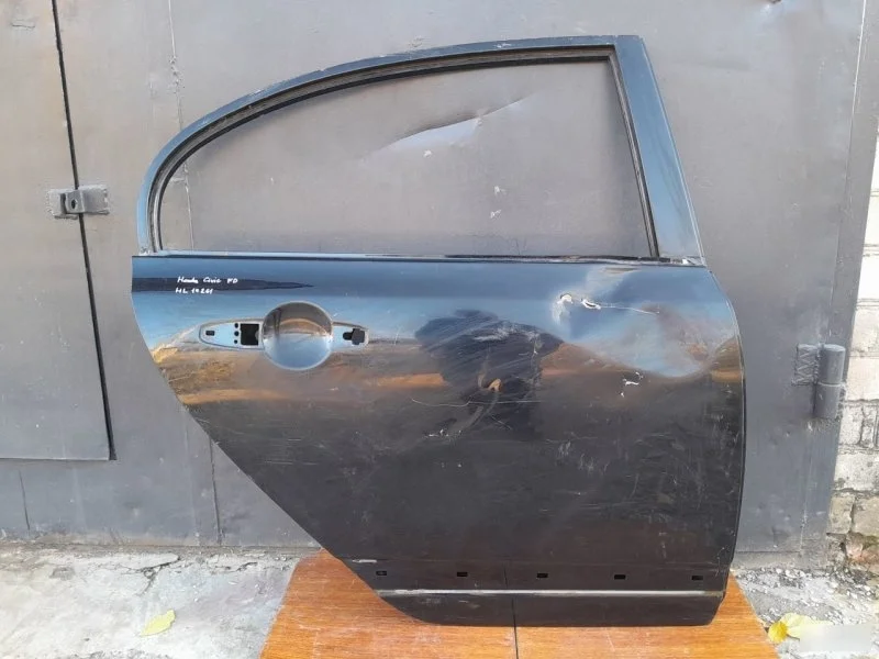 Дверь Honda Civic 2008 67510SNAU00ZZ 4D, задняя правая