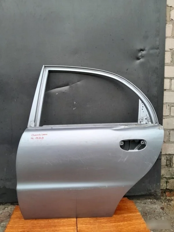 Дверь Chevrolet Lanos 2009 96303928 T100, задняя левая
