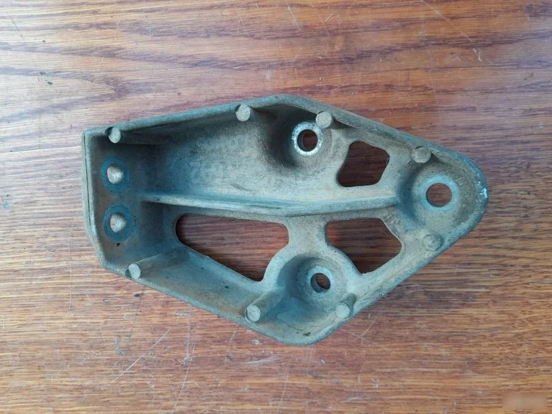 Кронштейн ДВС Chevrolet Lanos 2008 96078088 T100 A15SMS, правый