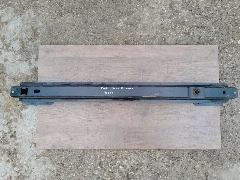 Усилитель бампера Ford Focus 2 2007 1520891 CB4 1.8 QQDB, задний