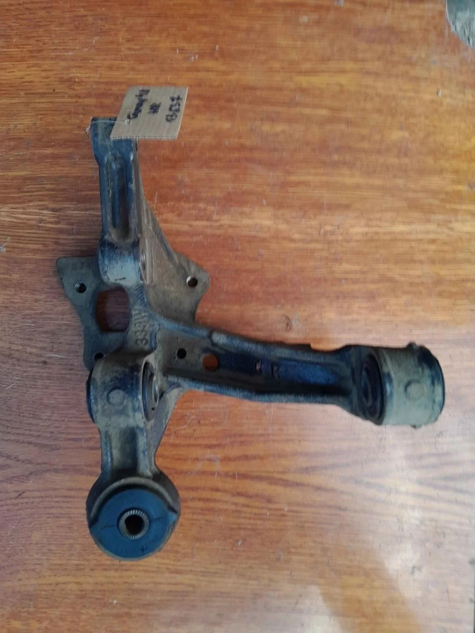 Поворотный кулак Toyota Camry 2011 4230448010 GSV40, правый