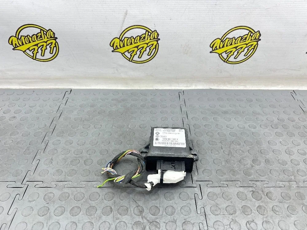 Блок управления светом Volkswagen Passat CC B6 рестайлинг (2012—2017)