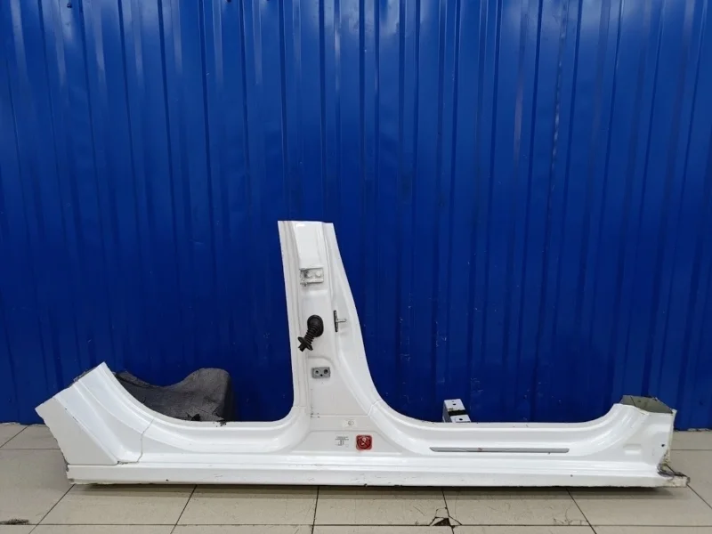 Порог Peugeot 301 2013 1608395780 DD 1.6 NFP EC5, правый