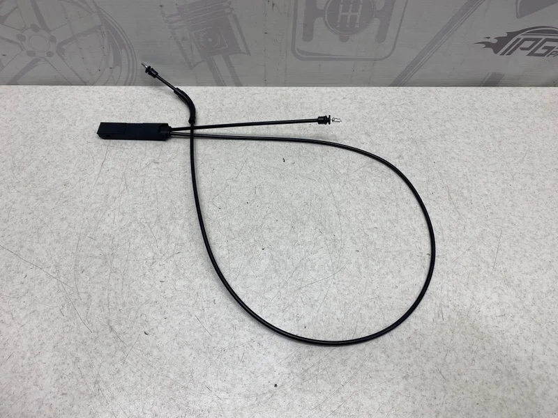 Трос капота передняя часть Mercedes-benz W204