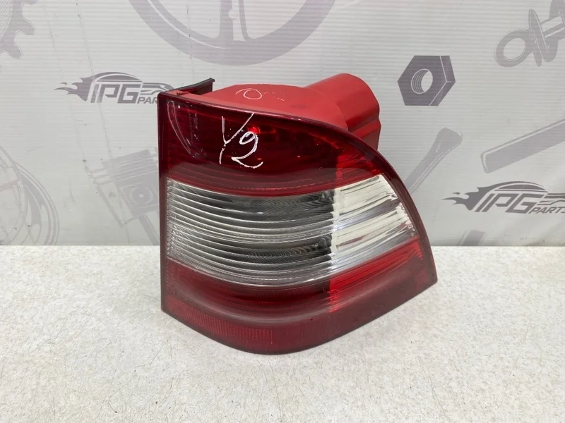 Фонарь задний правый Mercedes-benz ML 2002 W163