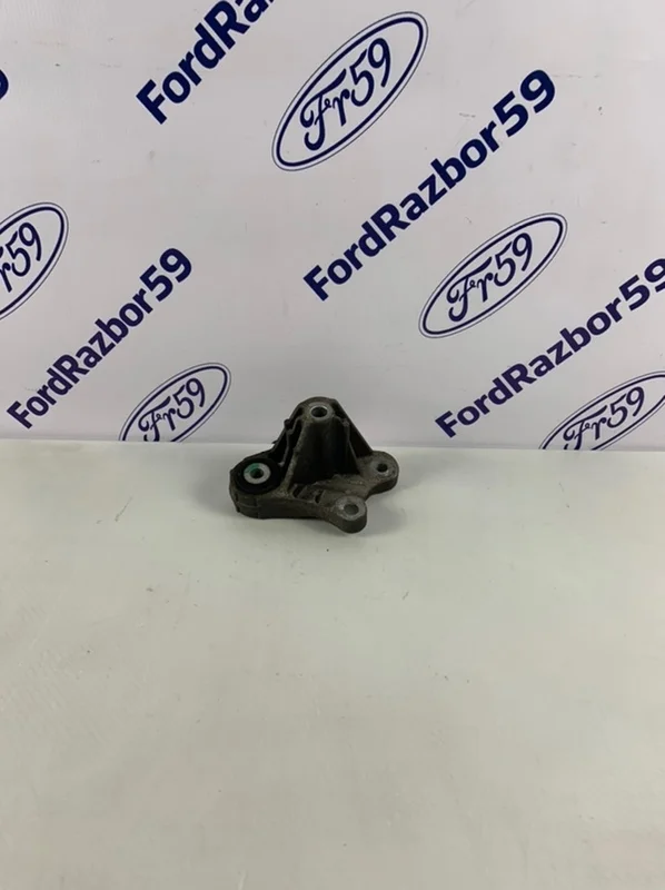 Кронштейн МКПП (Серьга) Ford Focus 2 2007 1322569 CB4 1.8 (QQDB)