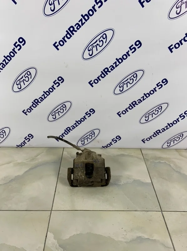 Суппорт Ford Fusion 2002-2012 1478474 CBK, передний правый
