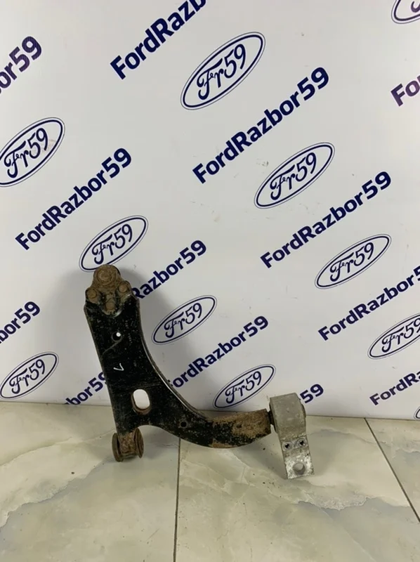 Рычаг передней подвески Ford Fusion 2002-2012 1706971 CBK, передний левый