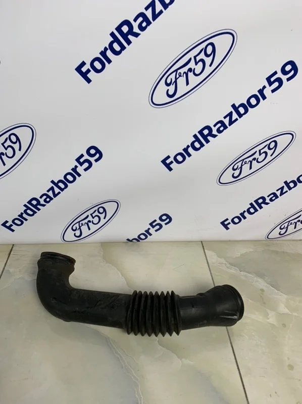 Патрубок воздушного фильтра (гофра) Ford Fusion 2008 1329626 CBK 1.4 (FXJA)
