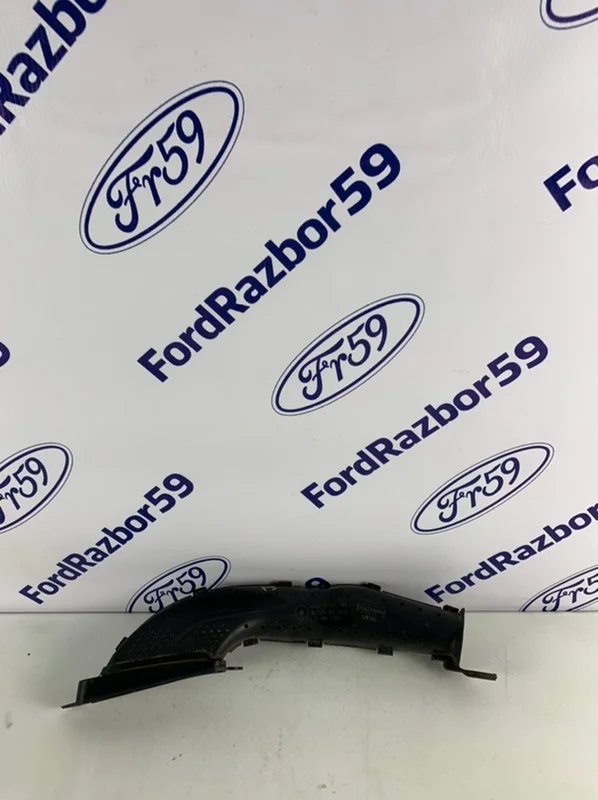 Воздухозаборник Ford Focus 3 2011-2019 1745844 CB8