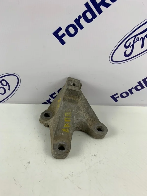 Кронштейн АКПП (Тринога) Ford Focus 2 2005-2011 1326813 CB4 1.6