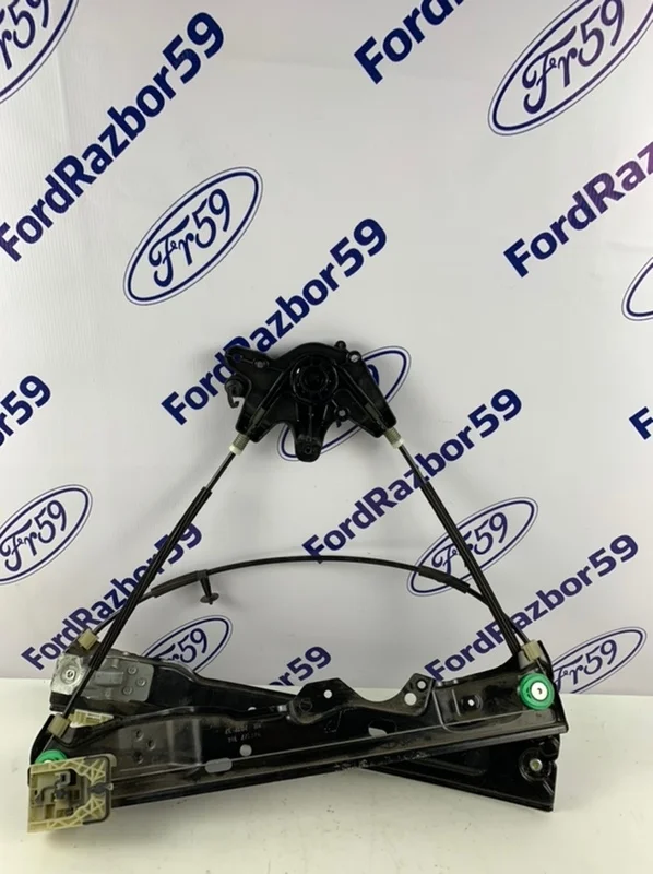 Стеклоподъемник Ford Focus 3 2011-2019 1870697 CB8, передний правый