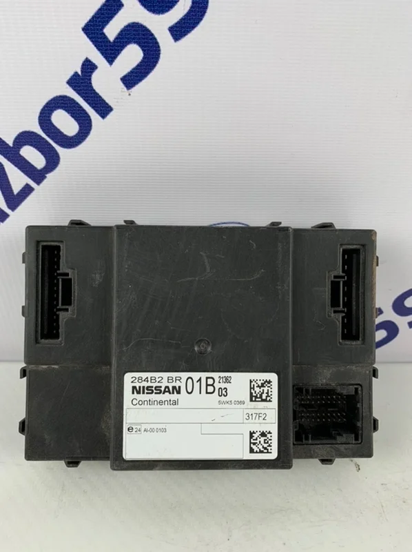 Блок комфорта Nissan X-Trail 2007-2015 284B2BR00C T31 2.5