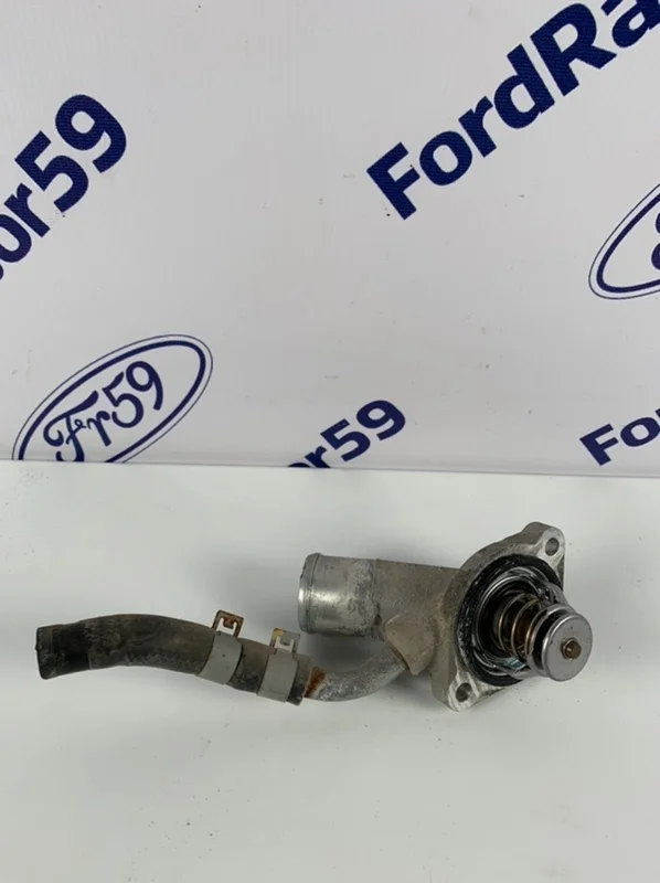 Крышка термостата Nissan X-Trail 2007-2015 13049EN200 T31 2.5