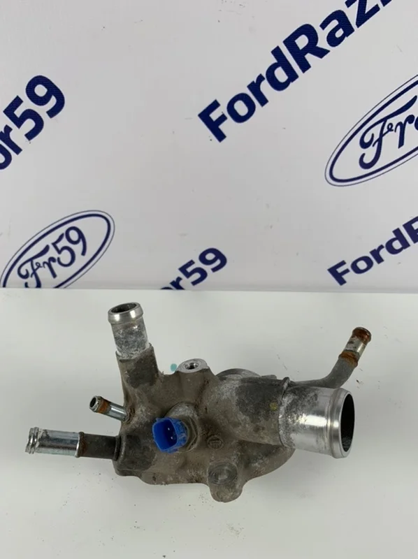 Корпус термостата Nissan X-Trail 2007-2015 11060JH10A T31 2.5