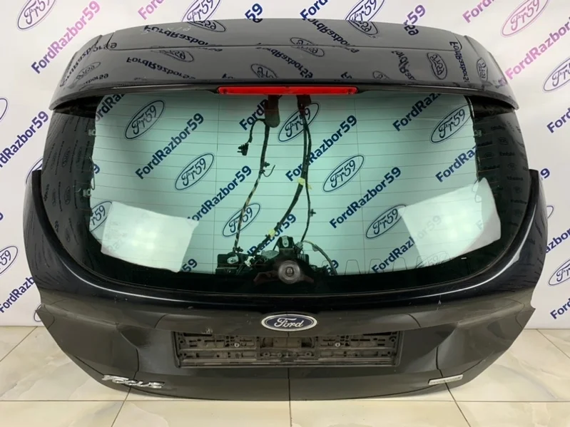 Крышка багажника Ford Focus 3 2015-2019 1838957 CB8, задняя
