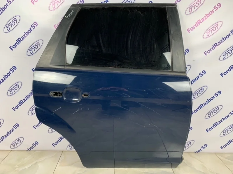 Дверь Ford Focus 2 2008-2011 1702402 CB4, задняя правая