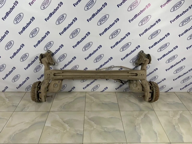 Балка подвески Nissan Almera 2014 5550100Q0A G15 1.6 (K4M), задняя