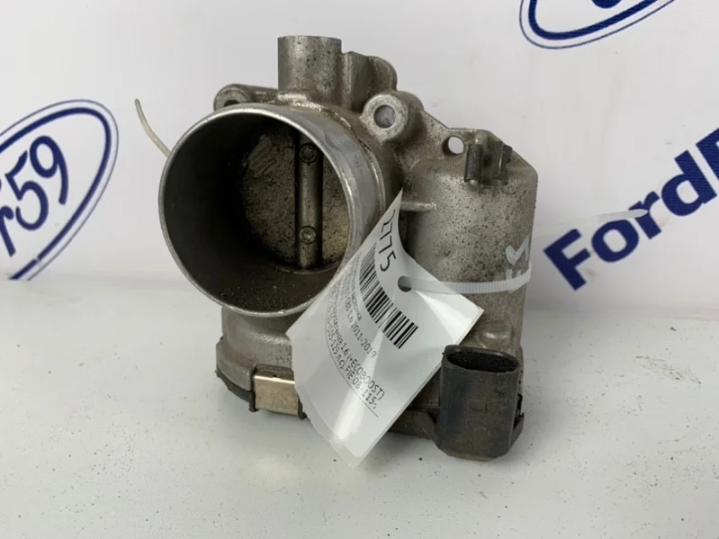 Дроссельная заслонка Ford Focus 3 2011-2019 1751015 CB8 1.6